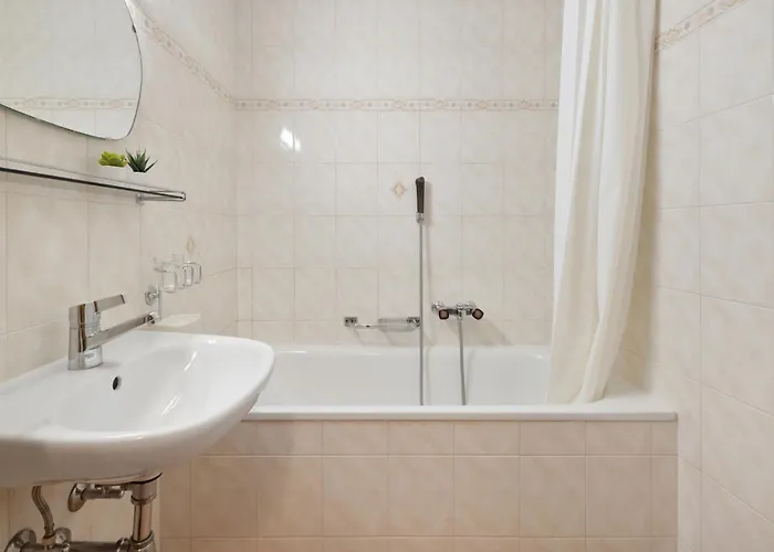 شقة Beausoleil 14 By Interhome *